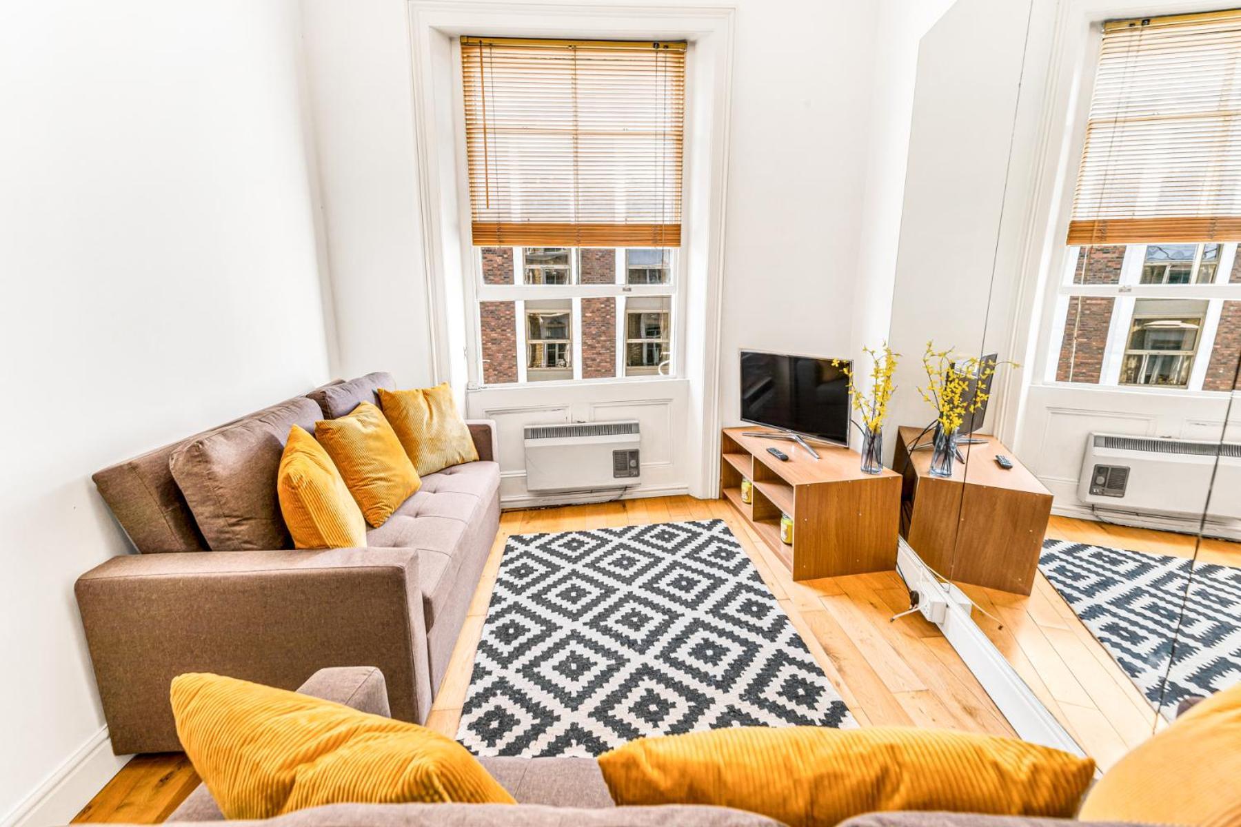 לונדון Luxstay2 Earls Court Apartment - Sleeps Up To 8 מראה חיצוני תמונה